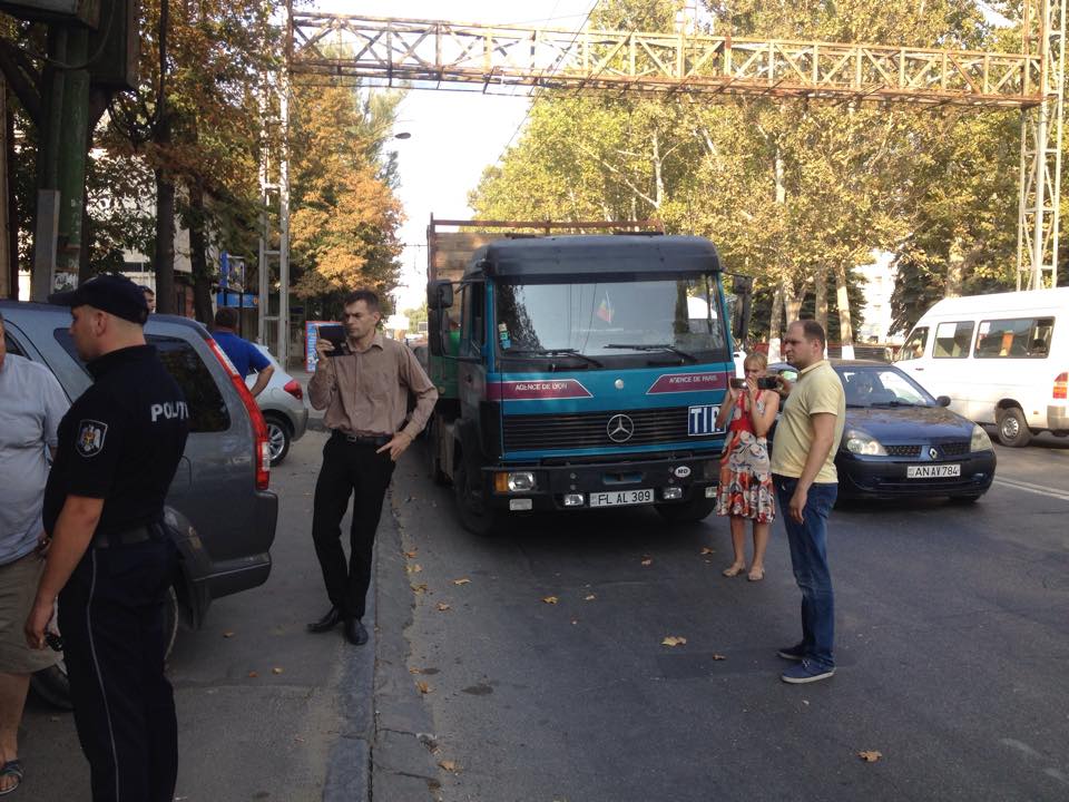Protestele în fața șantierului de pe strada Ion Creangă au fost reluate