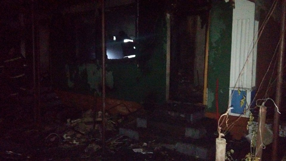 Primele imagini de la incendiul care a luat viața a șase persoane