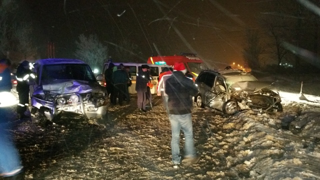 11 accidente rutiere în doar 24 de ore. 12 persoane au fost traumatizate