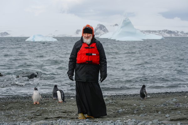 Patriarhul Kiril propovăduiește în Antarctida