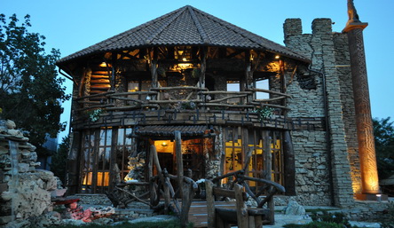 Mai multe restaurante din Chișinău, favorizate de Secretariatul Parlamentului