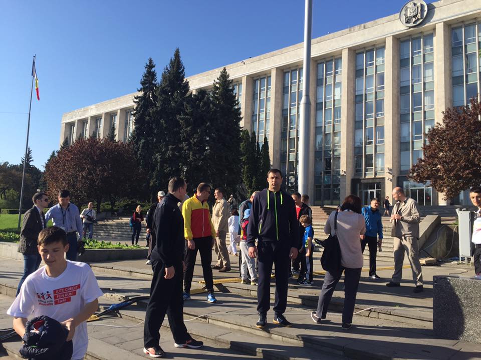 Andrian Candu a venit la Maraton însoțit de bodyguarzi