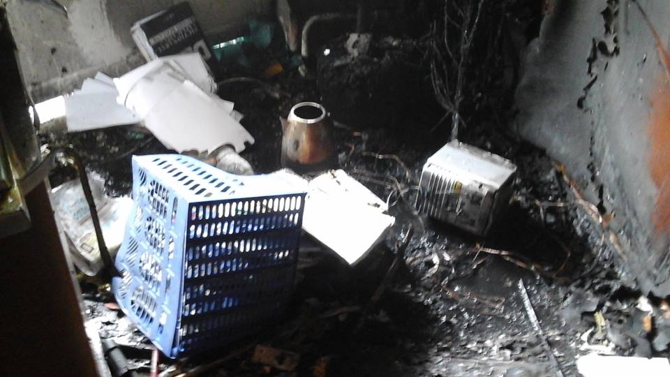Incendiu la o școală din capitală. Una din sălile de curs a fost inundată de fum