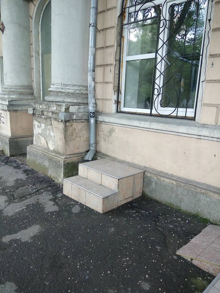 Mai nou, și ferestrele au nevoie de scări