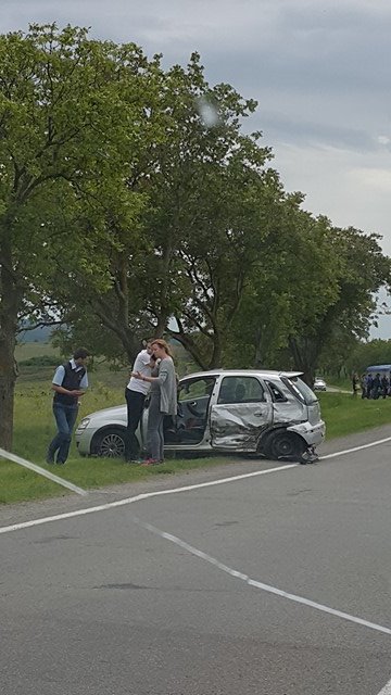 Accident pe traseul Chișinău-Cahul cu implicarea unui microbuz de linie și un automobil