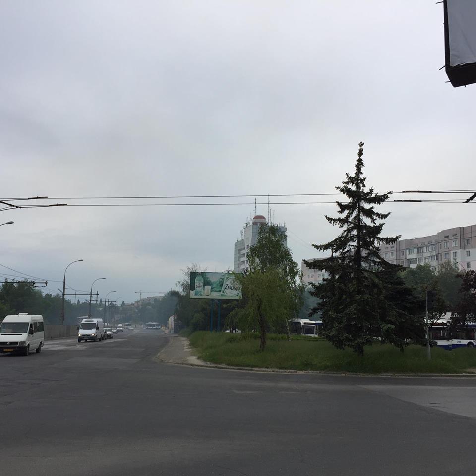 Incendiu de vegetație în capitală. Tot sectorul Botanica de sus este cuprins de fum