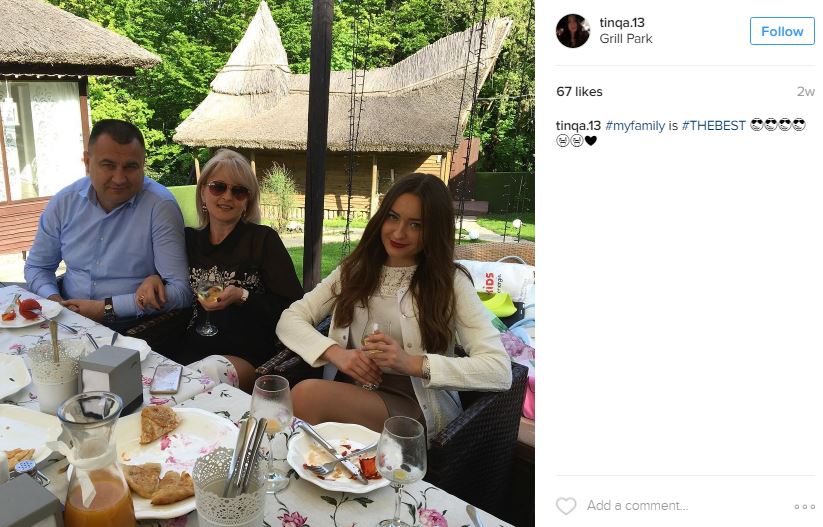Cu ce poze se laudă fiica unui deputat pe o rețea de socializare