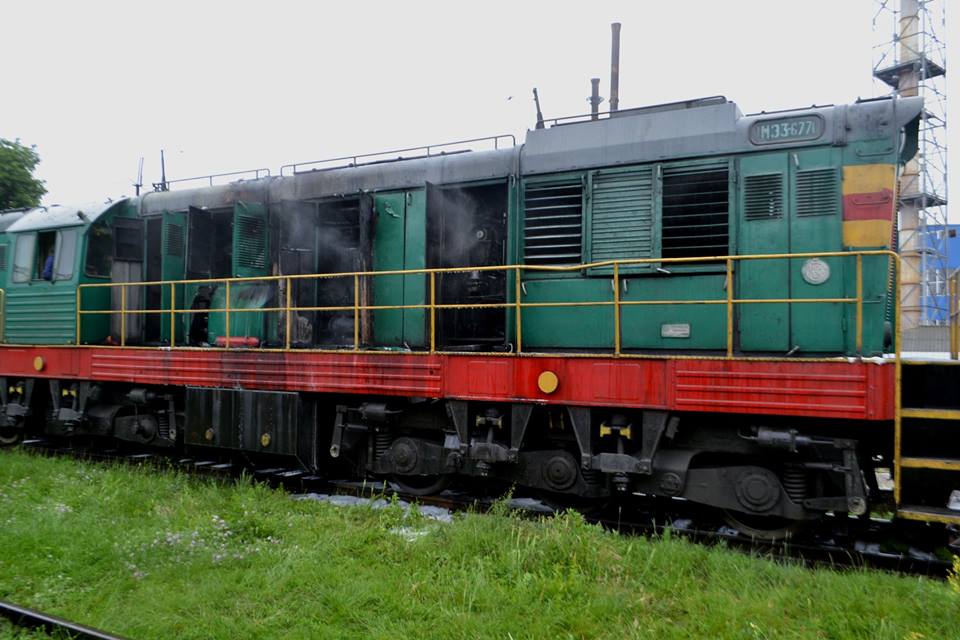 Alerta la o statie feroviara din Balti. Motorului a unei locomotive a fost cuprins de flacari