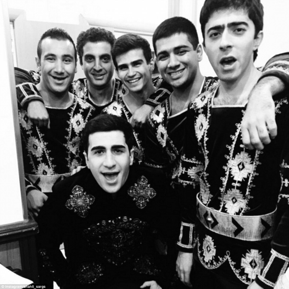 Nuntă de 2 milioane de dolari la Moscova. Printre artiști invitați au fost Maroon 5, Enrique Iglesias și Dima Bilan