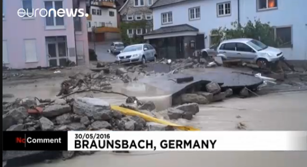 Inundaţii apocaliptice în Germania. Cel puţin patru persoane au murit