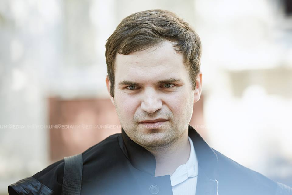 Cazul Victoriei Pruteanu, examinat Curtea de Apel Chișinău. Mai multe persoane au venit să o susțină pe femeie
