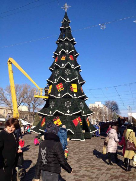 Cum va arăta în acest an Pomul de Crăciun din Bălți