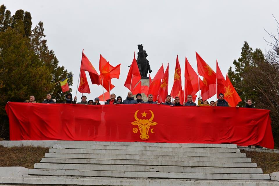 Socialiștii au trecut Prutul: Au comemorat legendara luptă a lui Ștefan cel Mare de la Vaslui
