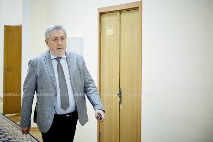 Viceprimarul Nistor Grozavu, în arest la domiciliu! „A colaborat cu ancheta şi a făcut declaraţii care aduc informaţii importante” Viceprimarul Nistor Grozavu, în arest la domiciliu! „A colaborat cu ancheta şi a făcut declaraţii care aduc informaţii importante”