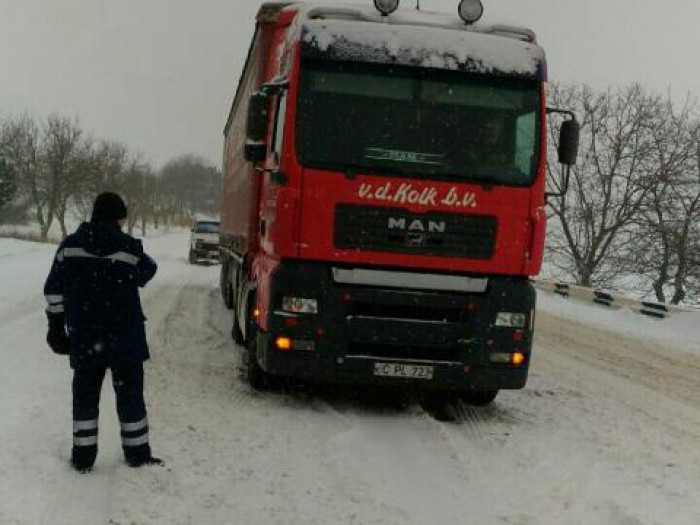 În mai multe raioane din țară a fost nevoie de intervenția pompierilor și salvatorilor în ultimele 24 de ore În mai multe raioane din țară a fost nevoie de intervenția pompierilor și salvatorilor în ultimele 24 de ore
