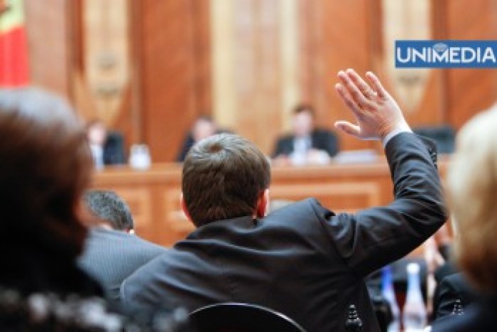 Șapte judecători ai CSJ, demiși de Parlament Șapte judecători ai CSJ, demiși de Parlament