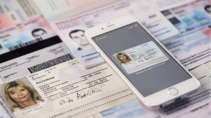 Țara care le va permite şoferilor să deţină permise de conducere digitale Țara care le va permite şoferilor să deţină permise de conducere digitale