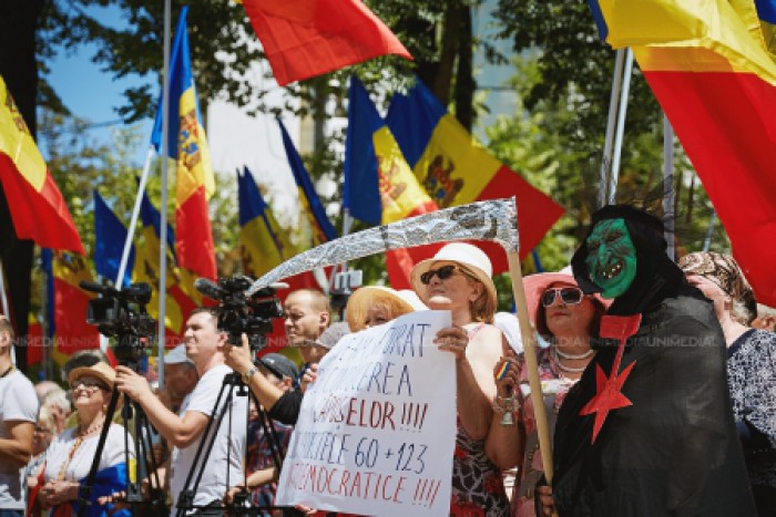 (video) Andrei Năstase și Maia Sandu anunță un nou protest: Vom insista pe renunţarea la sistemul electoral mixt (video) Andrei Năstase și Maia Sandu anunță un nou protest: Vom insista pe renunţarea la sistemul electoral mixt