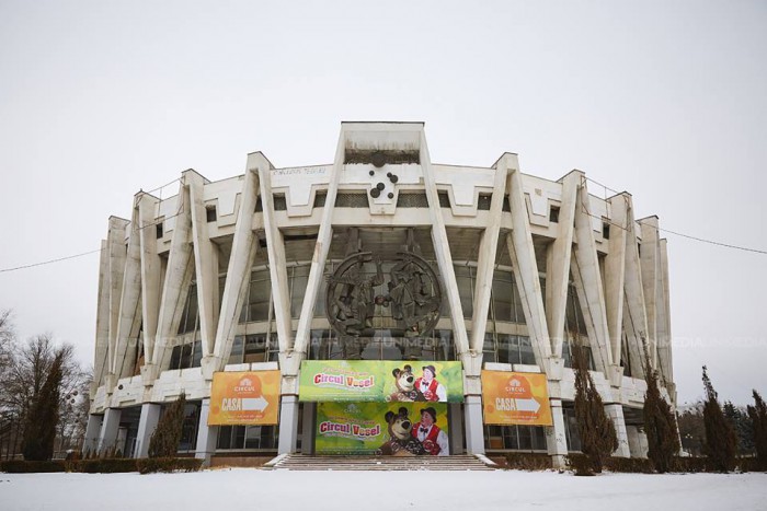 Arena Mare a Circului ar putea fi renovată. #LumineazăCircul - un proiect socio-cultural inițiat de „Gândul Mâței” Arena Mare a Circului ar putea fi renovată. #LumineazăCircul - un proiect socio-cultural inițiat de „Gândul Mâței”