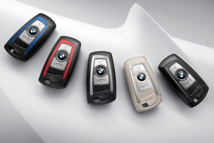BMW se gândeşte să renunţe complet la cheile pentru automobile. Iată cu ce vor fi înlocuite BMW se gândeşte să renunţe complet la cheile pentru automobile. Iată cu ce vor fi înlocuite