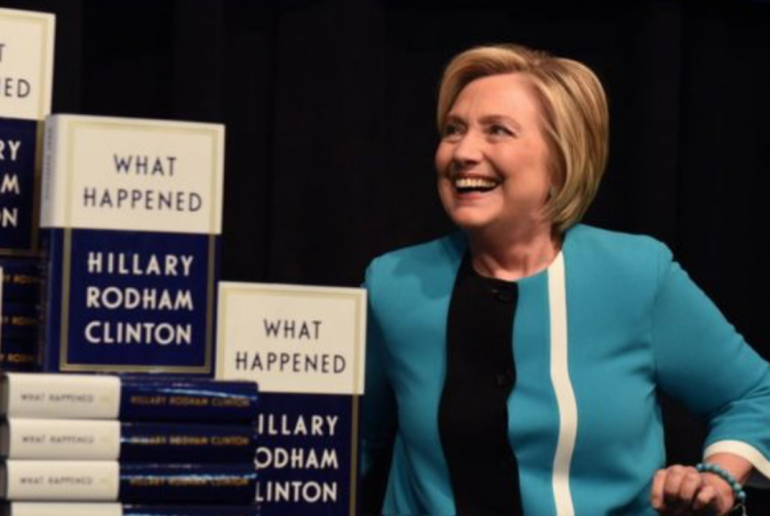 Cartea lui Hillary Clinton despre pierderea alegerilor din 2016 devine bestseller Cartea lui Hillary Clinton despre pierderea alegerilor din 2016 devine bestseller