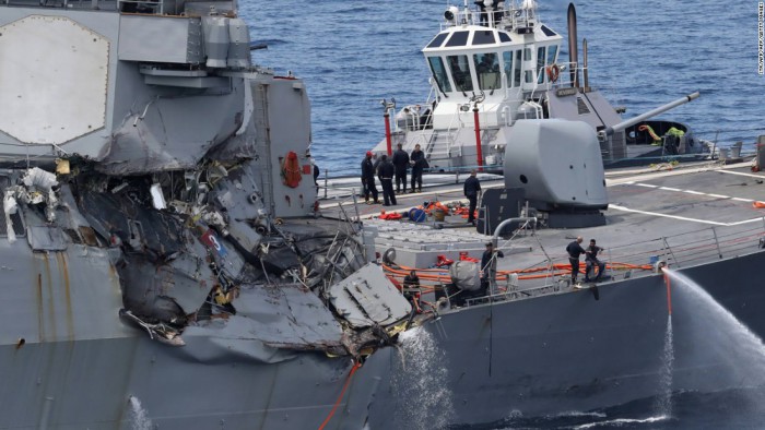 Cei șapte marinari americani dați dispăruți după ce distrugătorul american Fitzgerald a lovit un cargo filipinez, găsiți morți Cei șapte marinari americani dați dispăruți după ce distrugătorul american Fitzgerald a lovit un cargo filipinez, găsiți morți