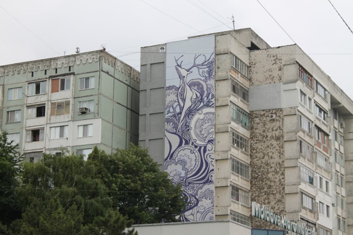 Peste 2500 de clădiri din Chișinău vor fi reabilitate, în cadrul unui proiect de eficiență energetică Peste 2500 de clădiri din Chișinău vor fi reabilitate, în cadrul unui proiect de eficiență energetică