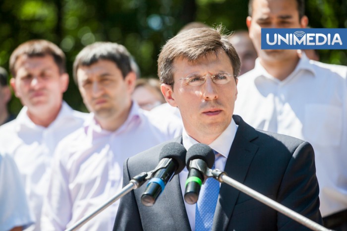 Chirtoacă se retrage, deocamdată, din lista de candidați PL