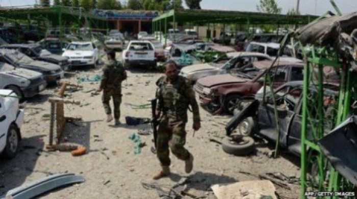 Cinci poliţişti, ucişi în urma unui atac în nordul peninsulei Sinai Cinci poliţişti, ucişi în urma unui atac în nordul peninsulei Sinai