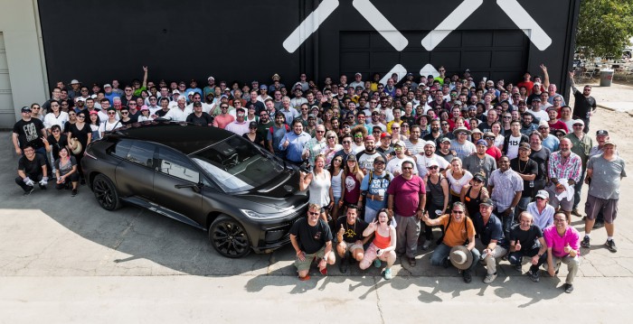 Compania Faraday Future a fost la un pas de colaps financiar, însă a găsit o ieşire din situaţie Compania Faraday Future a fost la un pas de colaps financiar, însă a găsit o ieşire din situaţie