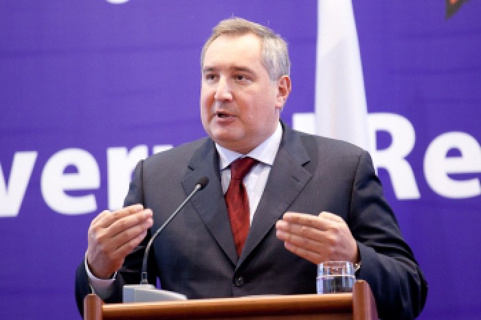 Ambasadorul rus la Chișinău: „Ni s-a spus că autoritățile române nu au permis avionului cu Dmitrii Rogozin să intre în Moldova” Ambasadorul rus la Chișinău: „Ni s-a spus că autoritățile române nu au permis avionului cu Dmitrii Rogozin să intre în Moldova”