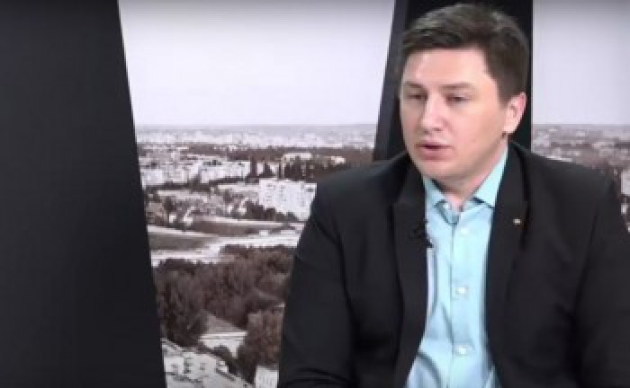 Constantin Codreanu îi cere ministrului ucrainean de externe predarea materiilor în limba română în școlile române din Ucraina Constantin Codreanu îi cere ministrului ucrainean de externe predarea materiilor în limba română în școlile române din Ucraina