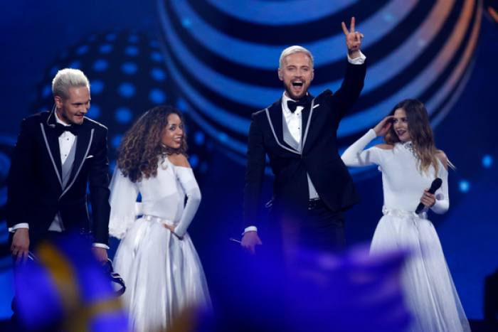 De ce juriul român nu a oferit punctajul maxim Moldovei la Eurovision?! Membrul juriului: „Cine răcnea mai tare avea punctaj mare” De ce juriul român nu a oferit punctajul maxim Moldovei la Eurovision?! Membrul juriului: „Cine răcnea mai tare avea punctaj mare”