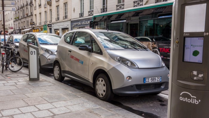 Decis prin lege: Din 2030, prin Paris vor circula, iar în Olanda vor fi vândute doar maşini electrice Decis prin lege: Din 2030, prin Paris vor circula, iar în Olanda vor fi vândute doar maşini electrice