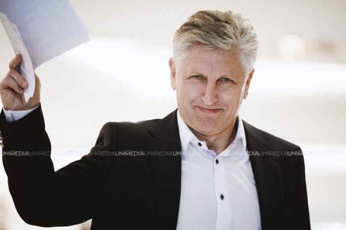 Viorel Cibotaru: Deputatul din partea PD Nicolae Juravschi ar fi înmânat cereri de aderare la partid unor primari și consilieri din Căușeni Viorel Cibotaru: Deputatul din partea PD Nicolae Juravschi ar fi înmânat cereri de aderare la partid unor primari și consilieri din Căușeni