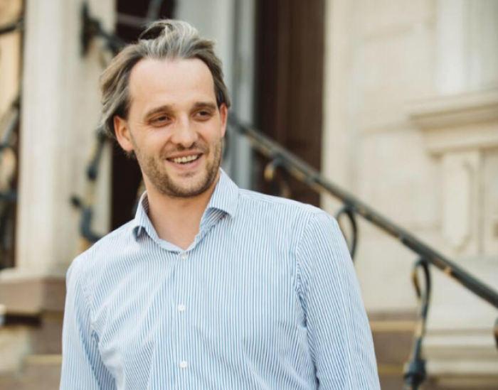(doc) Consilier la Filat, apoi șef de cabinet la Leancă. Cine este Eugen Sturza, candidatul la funcția de ministru al Apărării (doc) Consilier la Filat, apoi șef de cabinet la Leancă. Cine este Eugen Sturza, candidatul la funcția de ministru al Apărării
