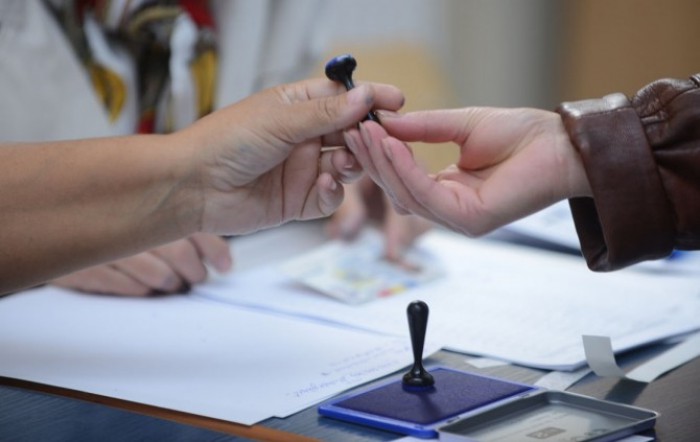 (doc) Ministerul Justiției lansează consultări publice pentru constituirea circumscripțiilor uninominale permanente (doc) Ministerul Justiției lansează consultări publice pentru constituirea circumscripțiilor uninominale permanente