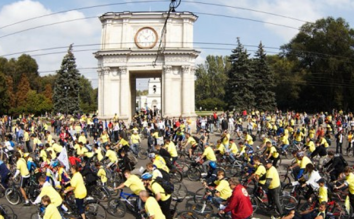 Festivalul VELOHORA 2012 „pune stăpânire” pe centrul Capitalei Festivalul VELOHORA 2012 „pune stăpânire” pe centrul Capitalei