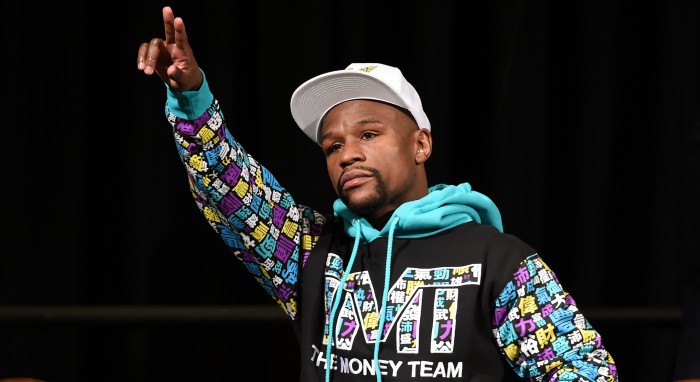 Floyd Mayweather și-a reluat cariera pentru o singură luptă! Americanul vrea să lupte la vară cu Conor McGregor Floyd Mayweather și-a reluat cariera pentru o singură luptă! Americanul vrea să lupte la vară cu Conor McGregor