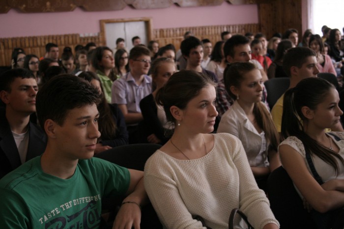 (foto) 2000 de elevi au discutat cu experți din domeniul IT despre perspectivele de carieră (foto) 2000 de elevi au discutat cu experți din domeniul IT despre perspectivele de carieră