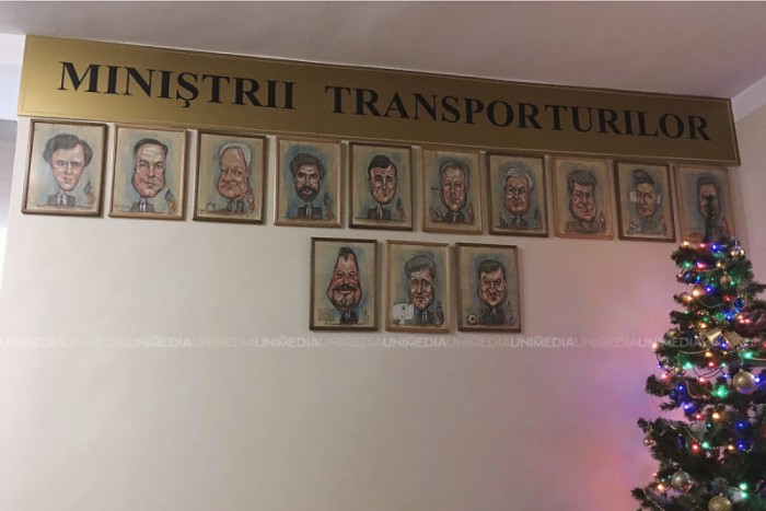 Galerie foto inedită la Ministerul Transporturilor. Imaginile cu foștii și actualul ministru ceva mai altfel Galerie foto inedită la Ministerul Transporturilor. Imaginile cu foștii și actualul ministru ceva mai altfel