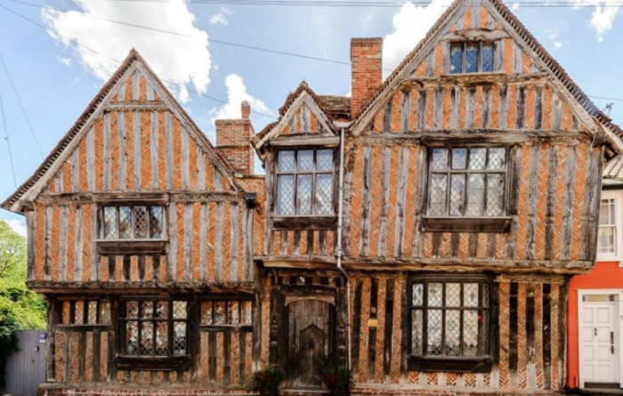(foto) Casa în care a copilărit personajul Harry Potter este de vânzare (foto) Casa în care a copilărit personajul Harry Potter este de vânzare