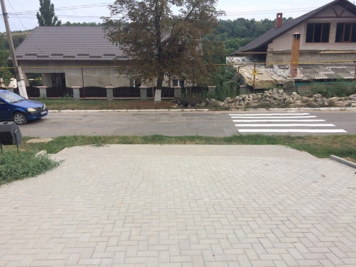 (foto) Cea mai utilă și comodă trecere de pietoni a fost desenată la Bardar. Cum arată și unde duce aceasta (foto) Cea mai utilă și comodă trecere de pietoni a fost desenată la Bardar. Cum arată și unde duce aceasta