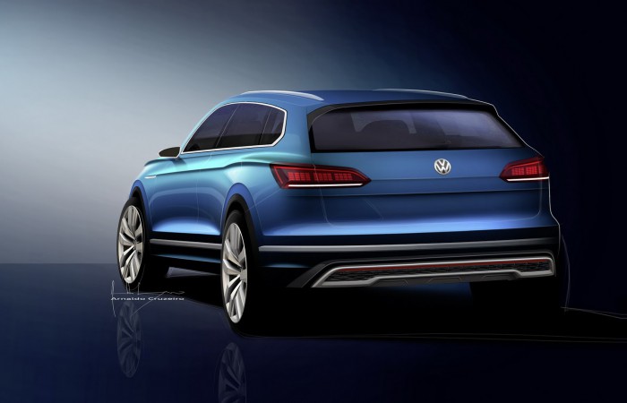 (foto) Noua generaţie Volkswagen Touareg a fost văzută în aceeaşi parcare cu noul Polo (foto) Noua generaţie Volkswagen Touareg a fost văzută în aceeaşi parcare cu noul Polo