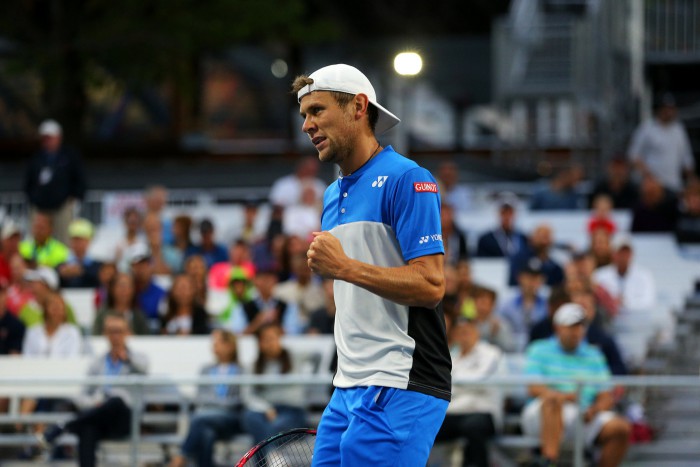 (foto) Sfârșit de turneu pentru Radu Albot. Sportivul moldovean și-a încheiat cu capul sus aventura extraordinară de la US Open (foto) Sfârșit de turneu pentru Radu Albot. Sportivul moldovean și-a încheiat cu capul sus aventura extraordinară de la US Open