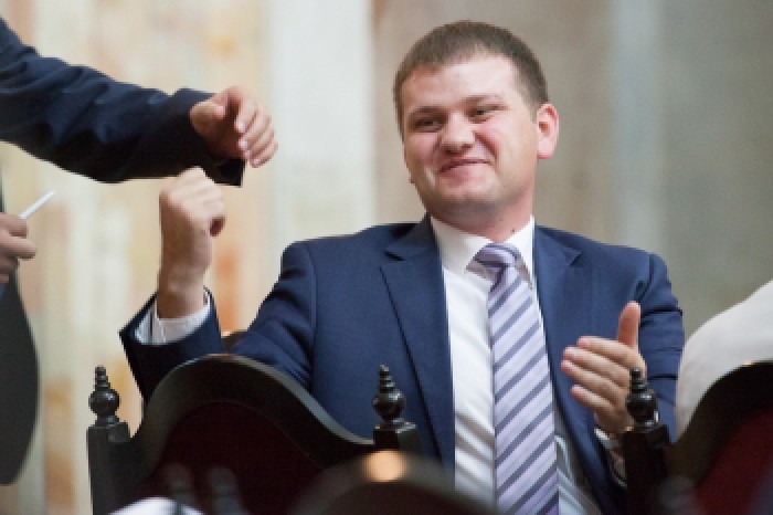 Imaginea zilei: Valeriu Munteanu, „dezgolit frumos” la o competiție de înot Imaginea zilei: Valeriu Munteanu, „dezgolit frumos” la o competiție de înot