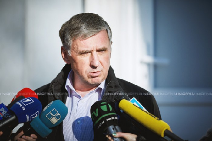 Ion Sturza, despre ultimele proteste: Am văzut deunăzi cum ia amploare un nou element la proteste – „titușcii” Ion Sturza, despre ultimele proteste: Am văzut deunăzi cum ia amploare un nou element la proteste – „titușcii”