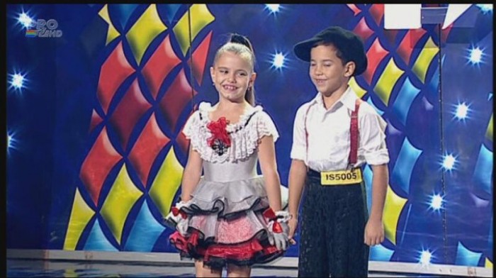 (video) Ionela Țăruș și Mihai Ungureanu au cucerit publicul de la „Românii au talent”