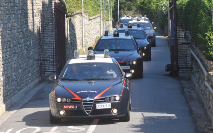 Italia: Un moldovean a furat un Maserati în valoare de 100 mii de euro Italia: Un moldovean a furat un Maserati în valoare de 100 mii de euro