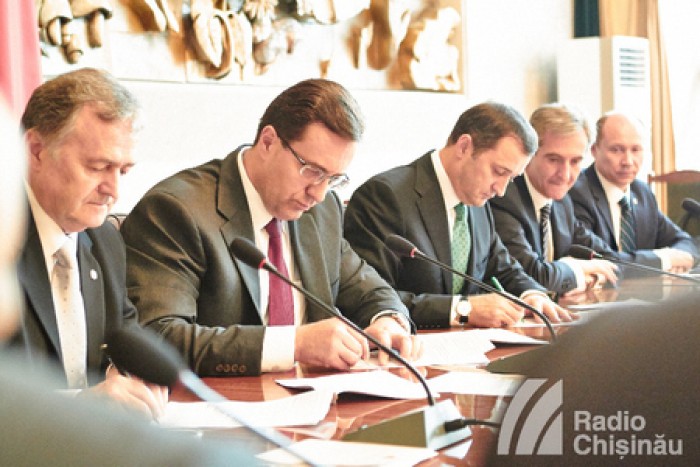 Liderii de la Chișinău sunt îngrijorați de ce se întâmplă la Kiev Liderii de la Chișinău sunt îngrijorați de ce se întâmplă la Kiev